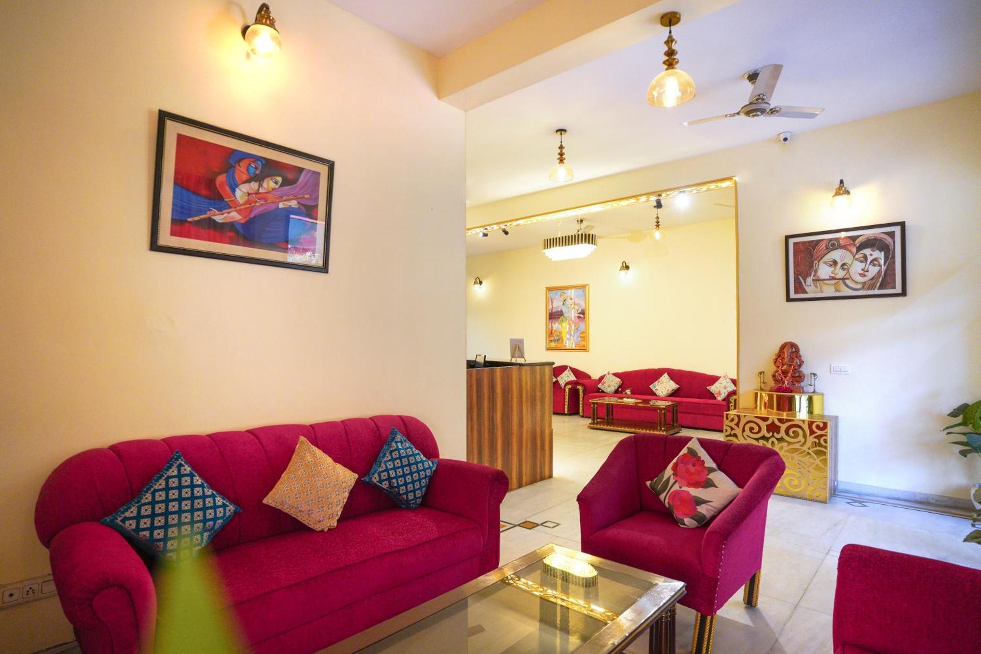 Hotel Neeraj Bhawan Rishīkesh Buitenkant foto