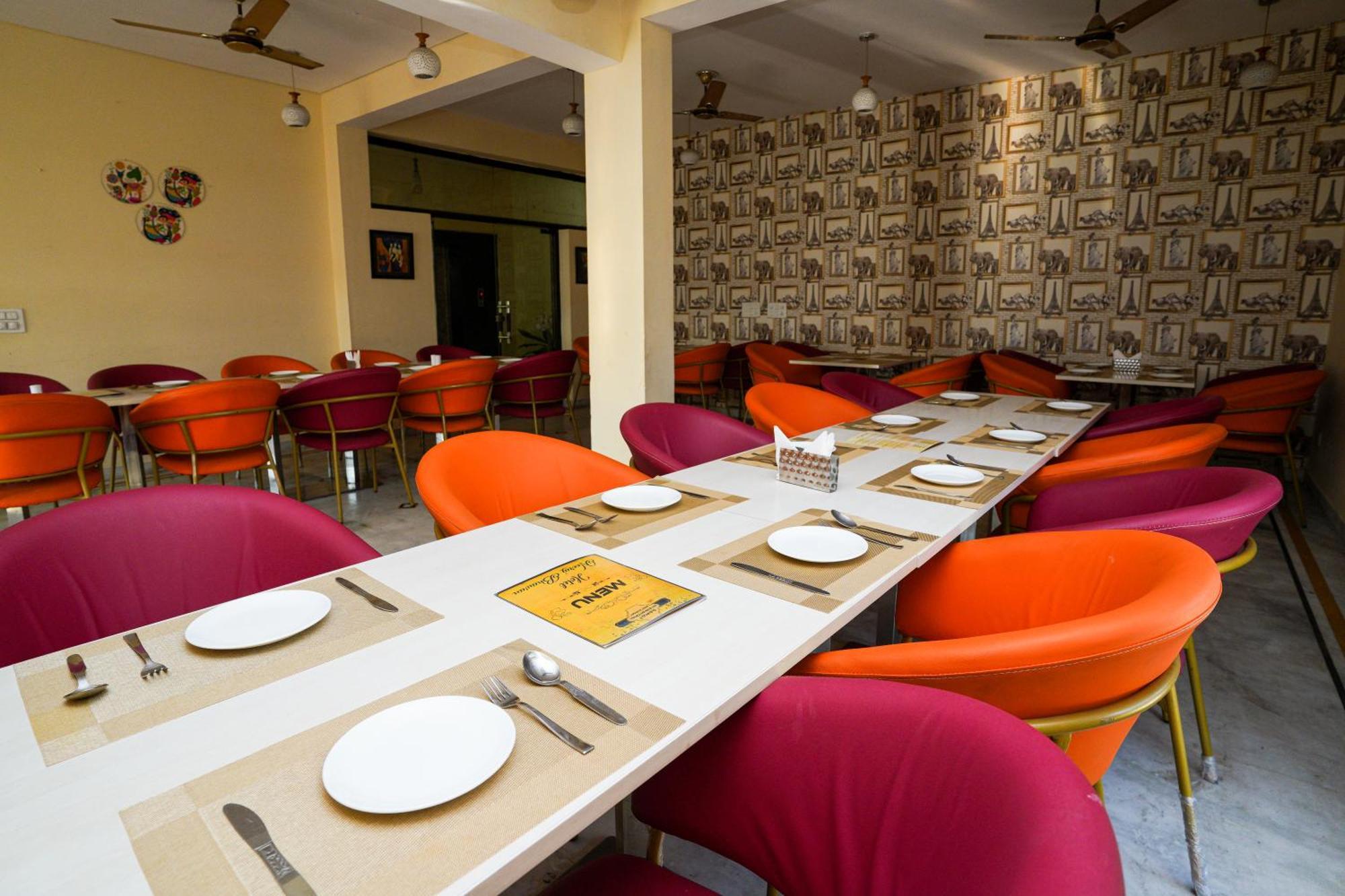 Hotel Neeraj Bhawan Rishīkesh Buitenkant foto