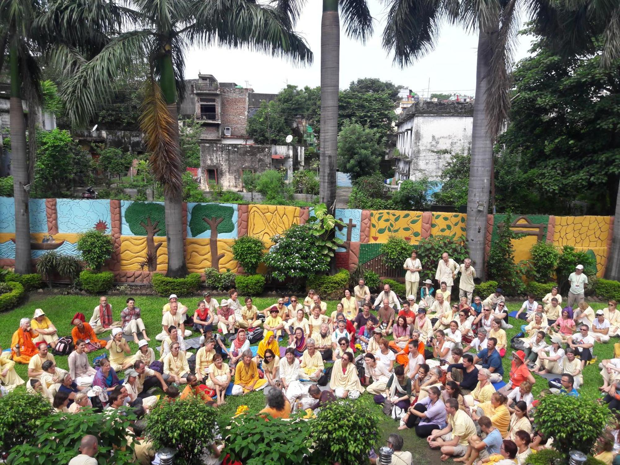 Hotel Neeraj Bhawan Rishīkesh Buitenkant foto